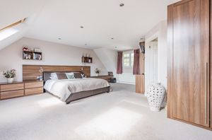 Master bedroom- click for photo gallery